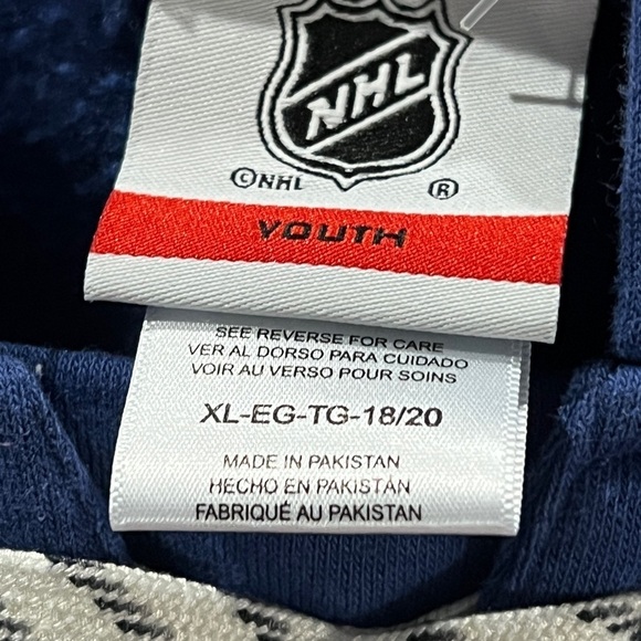 Toronto Maple Leafs NHL Hockey Hoodie Pullover Sweatshirt - Picture 5 of 5